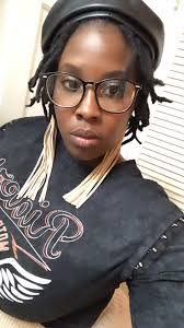 Hey yall 💕 New here. Single. 37 and I stay in Mississippi 😘 👻  Hollywood.23 🎶 Hollywood.230