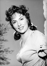 Gina Lollobrigida Pictures And Photos Getty Images S Izobrazheniyami Dzhina Lollobridzhida