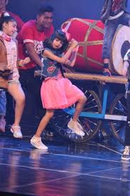 Aaradhya Bachchan Sets The Stage On Fire At Summer Funk 2019 See Pics Indiatoday Shiamak davar s annual workshop winter funk 2019 shilpa shetty shamita shetty part 1. summer funk 2019 see pics