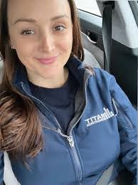 Tabatha Kraft's Instagram, Twitter & Facebook