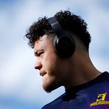 Landers Headgear XV 💥🪖 Who makes your team? 📸 Getty Images