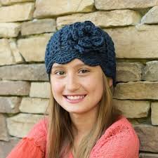 Spring Green Cloche-style Hat With Flower