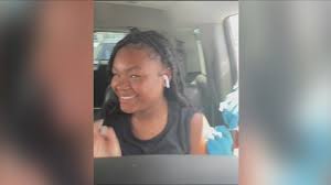 Social media can bring a combination of negative pressures and positive influences. 12 Year Old Cousins Get Vaccinated Together While Documenting It On Social Media Klrt Fox16 Com