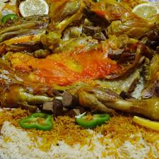 مطعم الصواني فرع البيكرية في القصيم