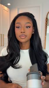 My holiday gift guide, ✨haircare edition✨! Here are some of my favorite  products from @lorealpro as someone who’s hair-obsessed! You really can’t  go wrong with professional quality products! And the ...