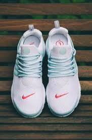 Built for and tested by nurses, the nike air zoom pulse combines cushioning and flexible traction for a comfortable, natural feel that lasts through long shifts on dry and slippery surfaces. Pin On Shoes