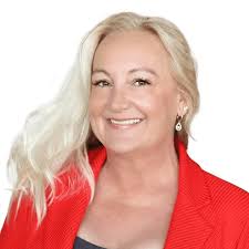 Jeana Beech — Larson Real Estate Team