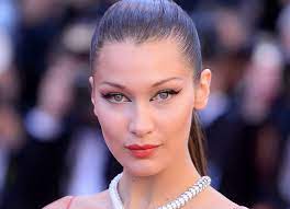 Полное имя — изабелла хаир хадид (англ. Bella Hadid Bella Hadid Novosti Foto Biografiya Oboi