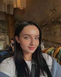 Sandy Ament's Instagram, Twitter & Facebook