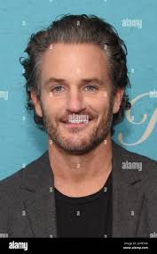 5 amy hi-res stock photography and images