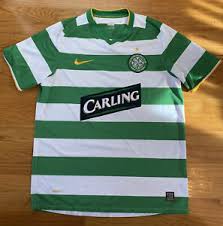 This selection has been designed and manufactured with intricate detail by new balance, elegantly combining the famous colours with classic design to ensure you can support the team in style. Mens Nike Celtic Football Club Celtic F C Soccer Jersey Size M Nike Fit Dry Ebay