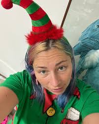 The shop is back open again today. Thank you for understanding about being  closed yesterday. A massive event has happened in my personal life so there  might be some other times that