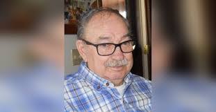 Brooke Epperson's Instagram, Twitter & Facebook