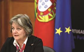 Vous aussi, vous êtes une per.sonn.es ! Elisa Ferreira Regioes Ultraperifericas Tem Todas As Condicoes Para Assumirem Posicao Na Ue Uniao Europeia Jornal De Negocios