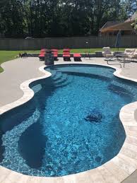 Trilogie Axiom Fiberglas Salzwasserpool Traumpool Bubbler Baja Regal Feuer Axiom Baja Bubbler Feu In 2020 Pools Backyard Inground Saltwater Pool Pool Colors