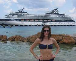 The Crew Bar The Life Of Cruise Ship Crew Travel Of The World And Get Paid For It