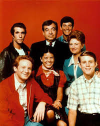 The cunningham family live through the 1950s with help and guidance from the lovable and almost superhuman greaser, fonzie. Happy Days Series Tv Tropes