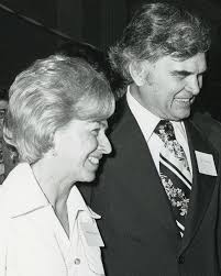 File:Al Ullman and his wife in May 1976, from- CAC CC 001 18 25 0000 2483  (cropped).jpg