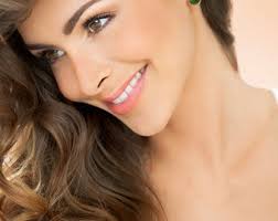 Grüne Jade Ohrstecker für Frauen in 14K Gold Filled, Jade Schmuck,  Geschenke zum 12