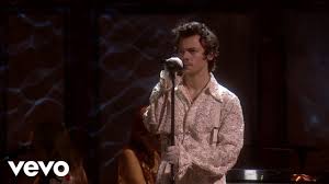 She said harry was an old soul! Harry Styles Delivers Emotional Performance Of Falling At The Brits London Evening Standard Evening Standard