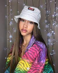 Kb Dm For Promo On Instagram In L O V E With My Wall Lights From Dorm Awn Thanks Again Kayla Bylon Pretty Black Girls Light Skin Girls