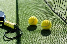 Padel tennis is growing every year. Spanish Padel Tennis Spain Explained