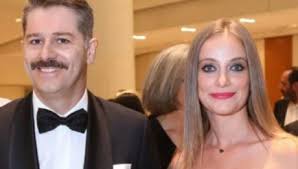 Ποια είναι η λένα δροσάκη, σύντροφος του αλέξανδρου μπουρδούμη ο αλέξανδρος μπουρδούμης αναφέρθηκε μεταξύ άλλων στην σχέση του με την λένα δροσάκη και δείτε παρακάτω. Lena Drosakh Star Gr