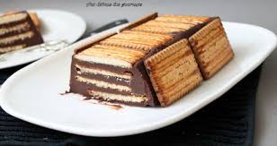 Les Petits En Raffolent Cette Terrine Au Chocolat Constitue Un Gouter Bien Gourmand On Peut Aussi Remplacer Les P Etits Beurre Dessert Petit Beurre Terrine