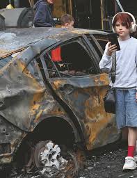 Im Umgang mit der rechtsextremen AfD schlingert Friedrich Merz. Als Kanzler  muss er nun endlich eine klare Haltung finden