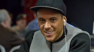 Cláudio coelho is a 33 year old portuguese poker player. Claudio Coelho Declara Se A Sua Namorada Ja Erras Te E Eu Errei Ainda Mais Dioguinho Blog Sempre Em Cima Do Acontecimento