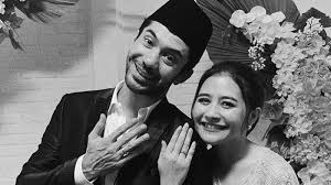 Nonton my lecturer my husband (2020), streaming full episode. Link My Lecture My Husband Episode 5 Jumat 25 Desember 2020 Film Reza Rahadian Prilly Latuconsina Tribun Pontianak