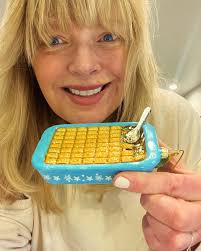 Sometimes the best gifts come AFTER Christmas. Feast your eyes