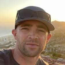 Drew Stout's Instagram, Twitter & Facebook