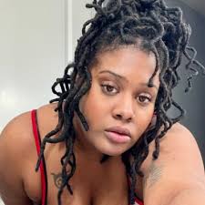 Ella Marley (@ella_marley66)