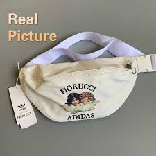 La trama del quarto episodio a idea como irene incontra made in italy: Adidas Waist Bum Bag Fanny Pack Fiorucci Bag Waist Bag Original Unisex 2020 New Satchel Sports Phone Shoulder Bag Cross Body Bag Men And Women S Couples All Star Outdoor Sport Running Chest