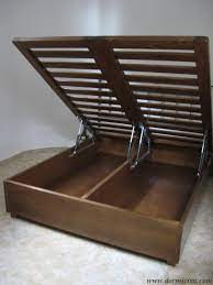 Letti in legno, dal gusto classico e contemporaneo, disponibili in tante finiture e proposti sempre a. Letto Contenitore Legno Prezzi
