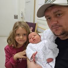 VIDEO. Minune! Trecerea de la bariera CFR/Botiz e gata. DETALII->  https://tinyurl.com/4s2cs4zw I Se poate circula cu 60 km/h peste calea  ferată