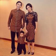 Inspirasi Gaun Terbaru Dan Lagi Ngetrend Tag Keluarga Dan Teman Temanmu Follow Inspirasi Gaun Modern Untuk Mendapat Batik Model Pakaian Baru Pakaian Wanita