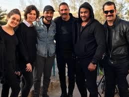 مشاهدة وتحميل مسلسل الدراما المصري اللي مالوش كبير الحلقة 5 الخامسة اون لاين بطولة ياسمين عبد العزيز واحمد العوضي وخالد الصاوي ودينا فؤاد وتدور قصة المسسل حول والد غزال. Ø§Ù„Ù…Ø®Ø±Ø¬ Ø¨ÙŠØªØ± Ù…ÙŠÙ…ÙŠ ÙŠÙ†Ø´Ø± Ø§Ù„ØµÙˆØ± Ø§Ù„Ø£ÙˆÙ„Ù‰ Ù„ÙƒÙˆØ§Ù„ÙŠØ³ ÙƒÙ„Ø¨Ø´ 3