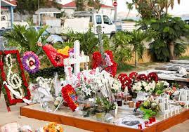 Johnny Hallyday Sa Tombe Va Etre Deplacee Elle