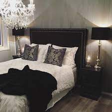 Regular headboards are great, but large upholstered headboards that go wall to wall are undoubtedly better, especially 20 stunning black bedroom ideas to inspire your next redesign. Actual Instagram Homes On Instagram Elegant Black Bed By Monicas Home Blackbed Blackheadboard Luxurious Bedrooms Black Headboard Bedroom Bedroom Interior