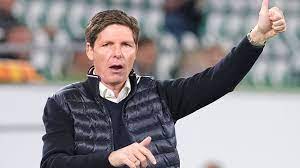 Glasner dankt vor allem seinen spielern: Vfl Wolfsburg Trainer Glasner Uber Seine Lust Auf Mutigen Fussball