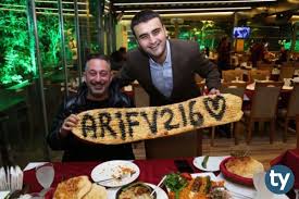 Jun 14, 2021 · selçuk tekay ki̇mdi̇r? Czn Burak Ozdemir Kimdir Nerelidir Kac Yasindadir Kac Yildir Ascilik Yapmaktadir