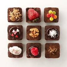Lekue Mini Brownie Pan Sur La Table In 2020 Mini Brownies Brownie Decorated Brownies