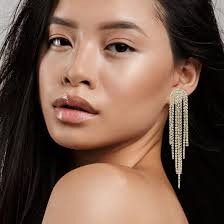 Vintage Style Accessories for All Occasions