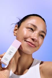 More Is More With Drunk Elephant's Amino Rain, A Long-Lasting Hydration  Serum That Instantly Delivers Glass Skin