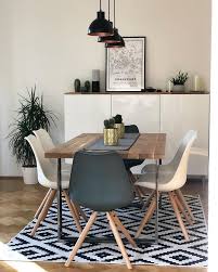 The Max Chairs By Jella Jorg Perfectly Fit Into Their Refreshing Design Decorations For Home Esszimmerstuhle Esszimmertisch Wohnung Esszimmer