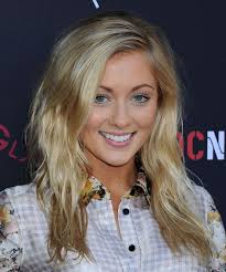 She is a singer that is believed to be beautiful both on the inside as well as outside. Top 10 Most Beautiful Female Singers On Youtube Projectgig