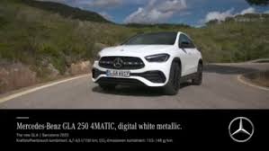 Mercedes Benz Gla 250 4matic Digital White Metallic Daimler Global Media Site