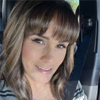 90+ "Collier" profiles